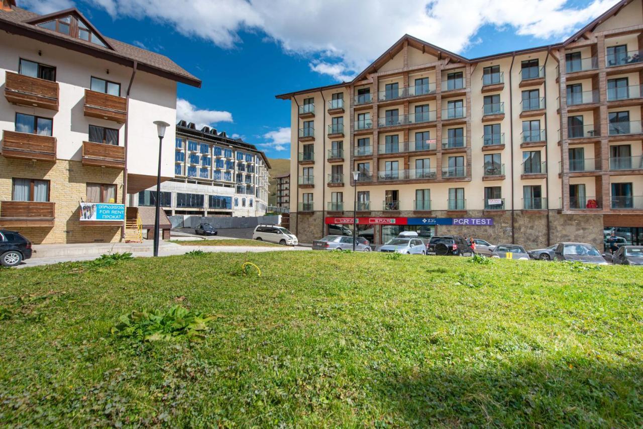 Very Fast Wifi And Own Park Place!! Gudauri Exterior photo
